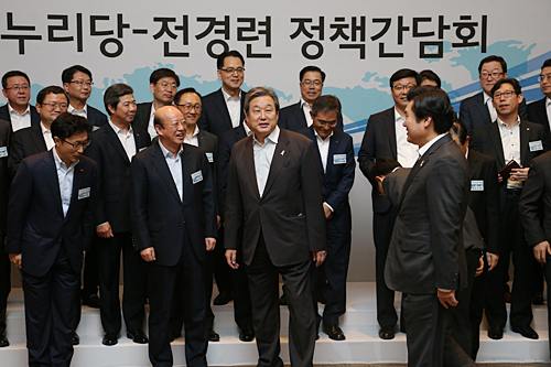 제목 노출 영역입니다 이미지