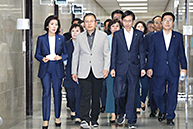 최고위원회의