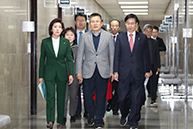 최고위원회의