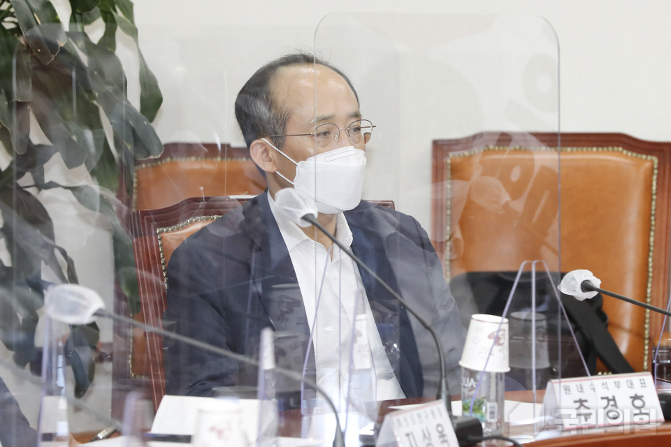 제목 노출 영역입니다 이미지