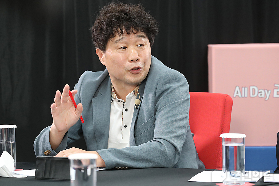 제목 노출 영역입니다 이미지