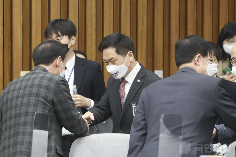 제목 노출 영역입니다 이미지
