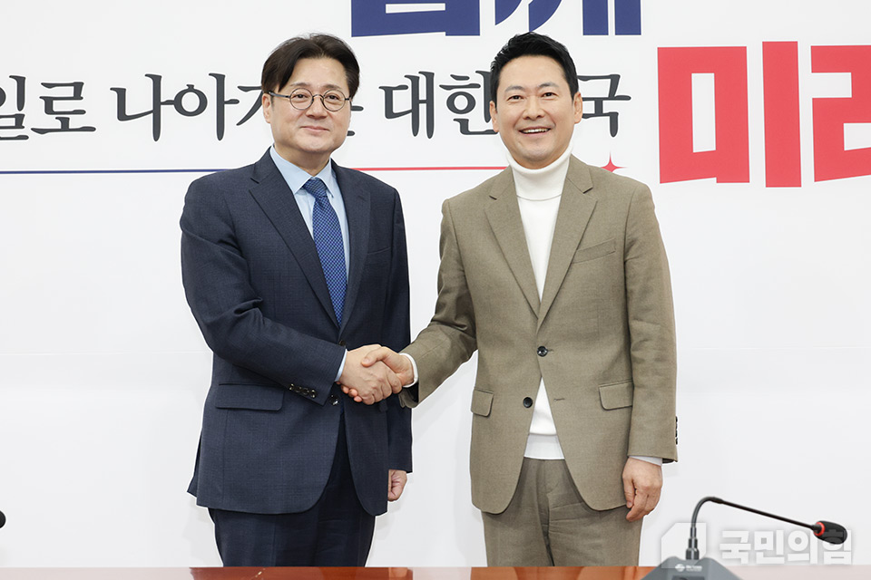 홍익표 대통령비서실 정무수석비서관 접견