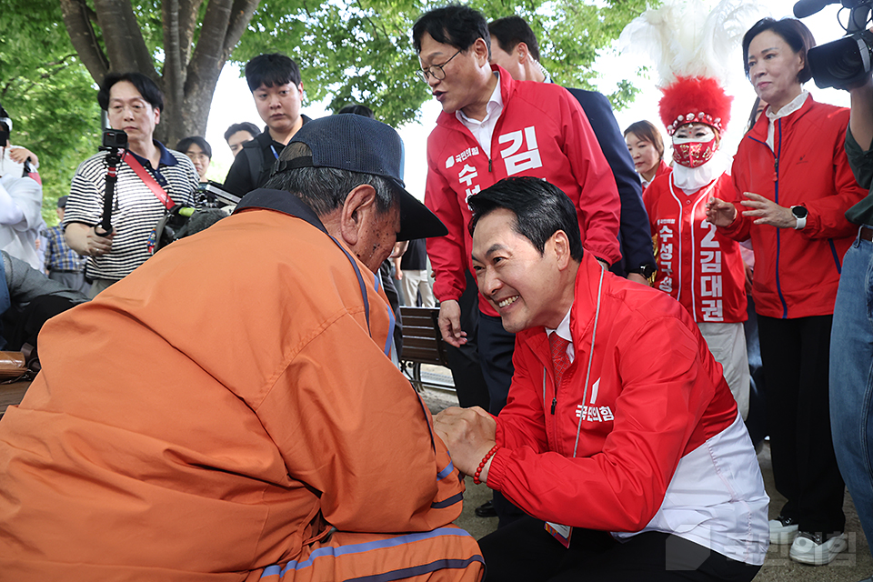 수성못 순방 및 도보유세