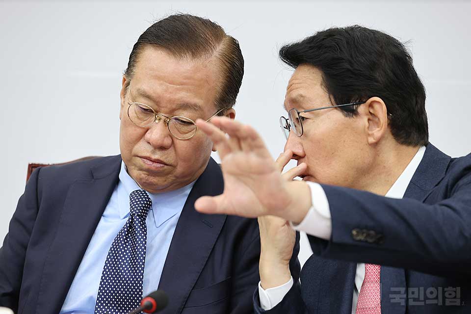 제목 노출 영역입니다 이미지