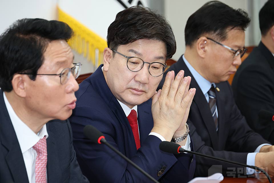 제목 노출 영역입니다 이미지