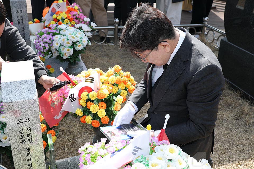 제목 노출 영역입니다 이미지