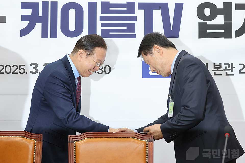 제목 노출 영역입니다 이미지