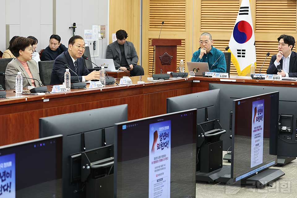 제목 노출 영역입니다 이미지