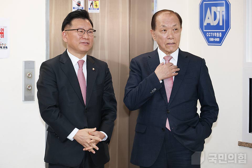제목 노출 영역입니다 이미지