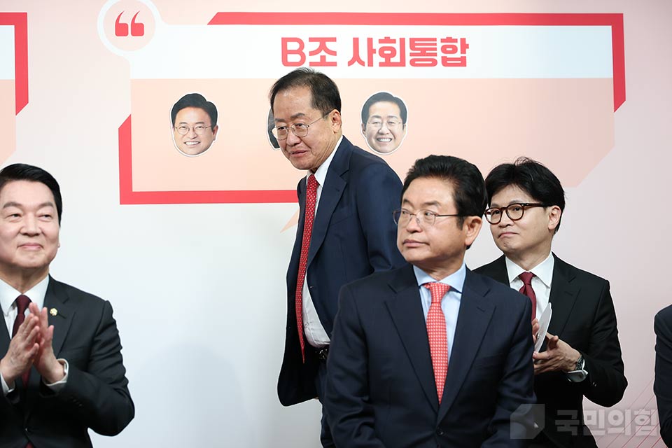 제목 노출 영역입니다 이미지