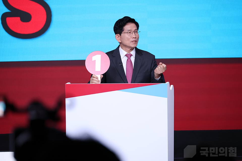 제목 노출 영역입니다 이미지
