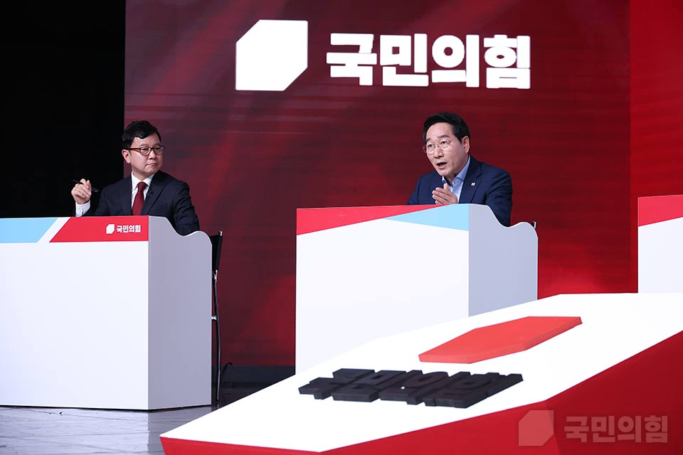 제목 노출 영역입니다 이미지