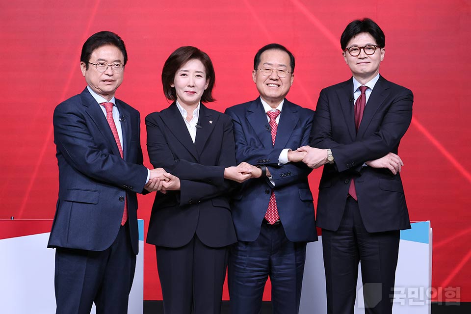 제목 노출 영역입니다 이미지