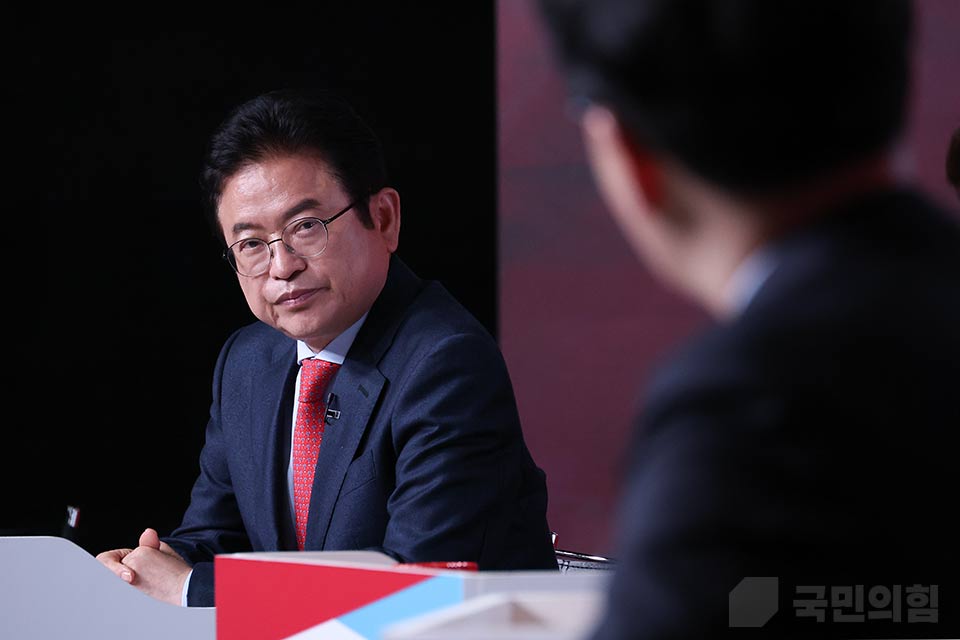 제목 노출 영역입니다 이미지