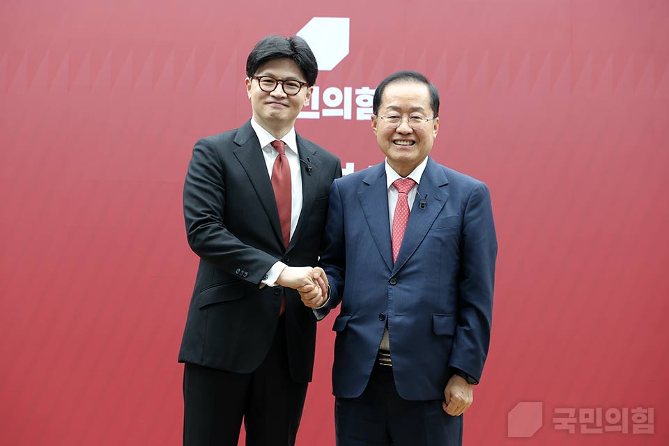 제목 노출 영역입니다 이미지