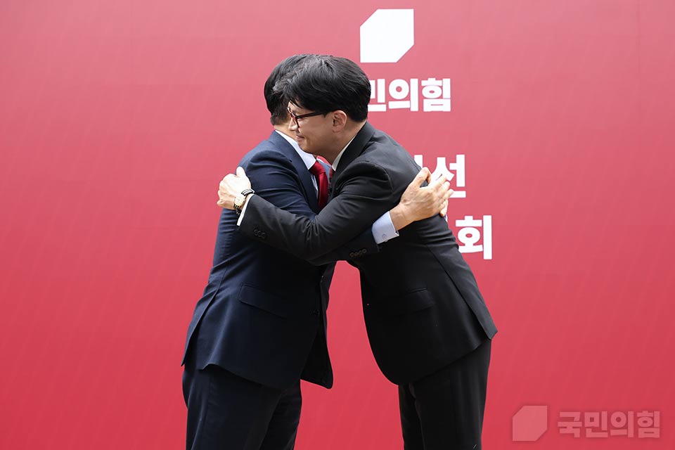 제목 노출 영역입니다 이미지