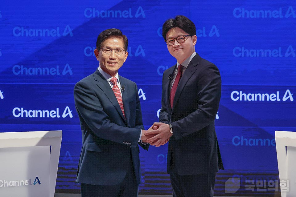 제목 노출 영역입니다 이미지