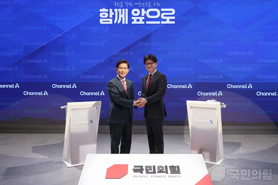 제목 노출 영역입니다 이미지
