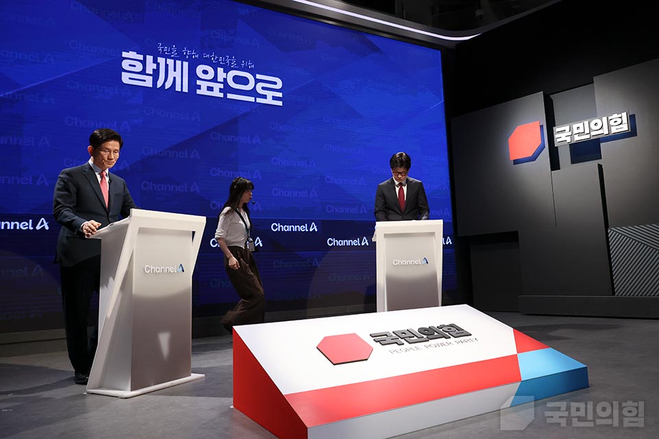 제목 노출 영역입니다 이미지