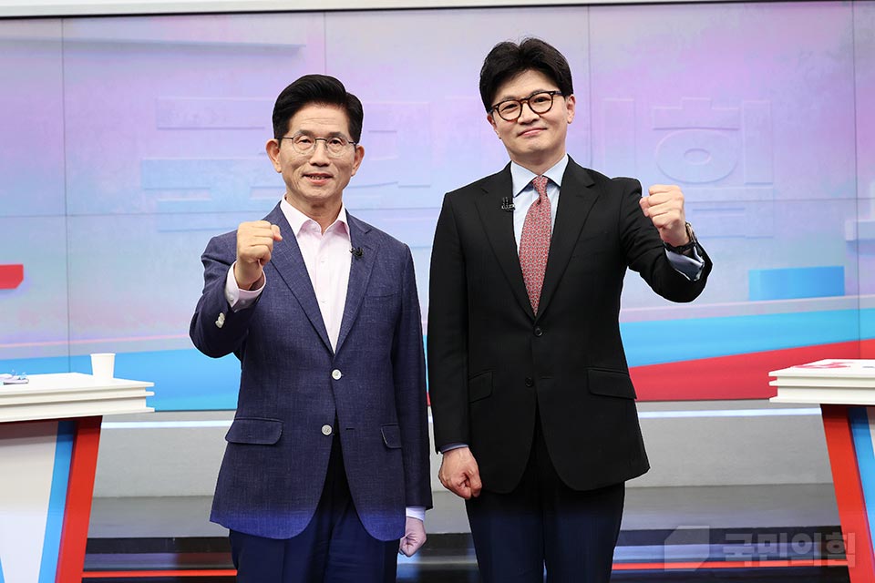 제목 노출 영역입니다 이미지