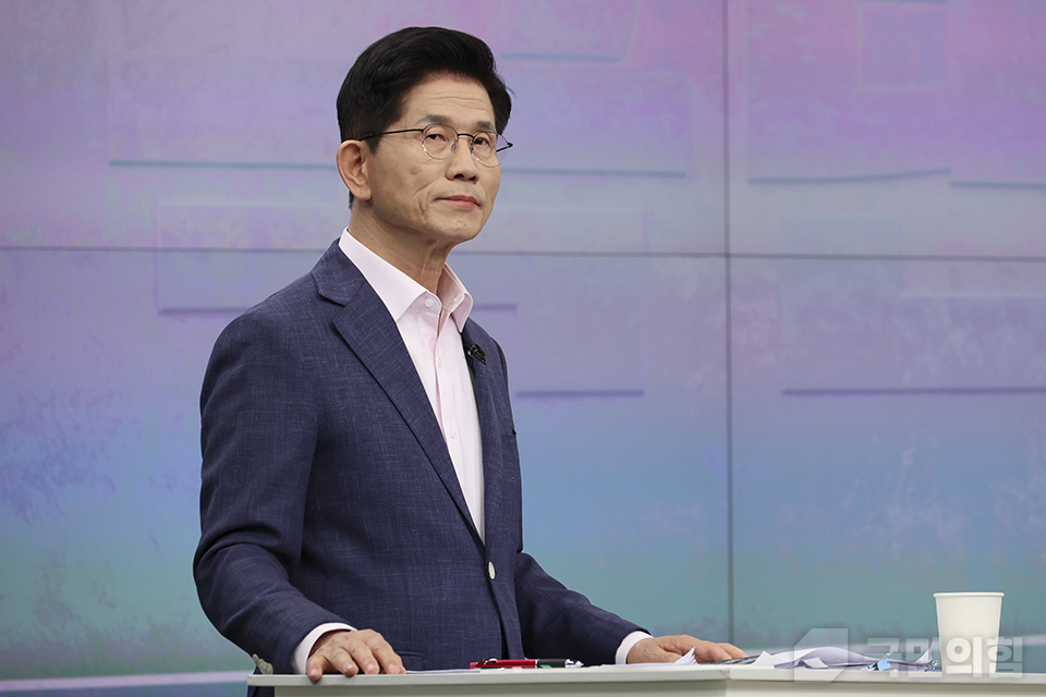 제목 노출 영역입니다 이미지