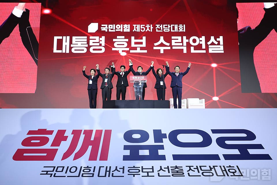 제목 노출 영역입니다 이미지