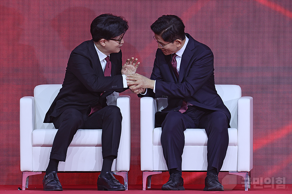 제목 노출 영역입니다 이미지