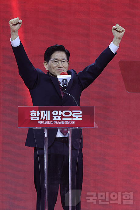 제목 노출 영역입니다 이미지