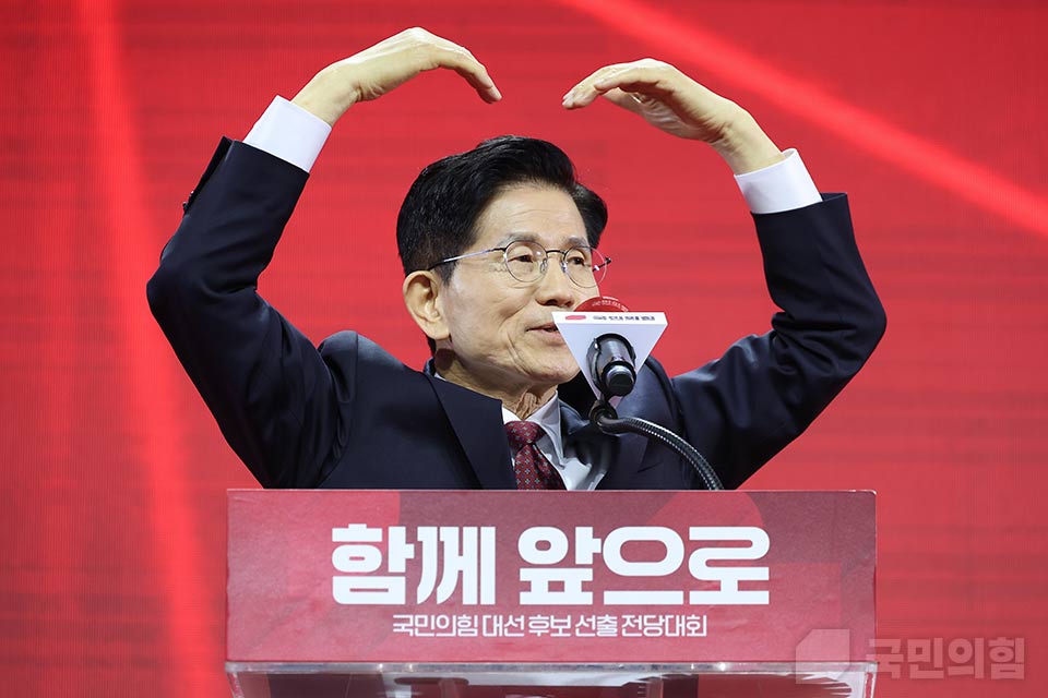 제목 노출 영역입니다 이미지