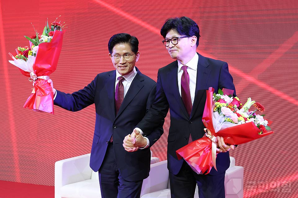 제목 노출 영역입니다 이미지