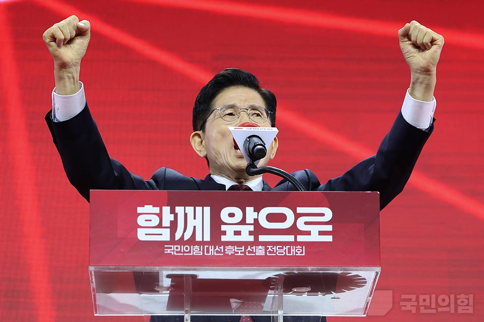 제목 노출 영역입니다 이미지