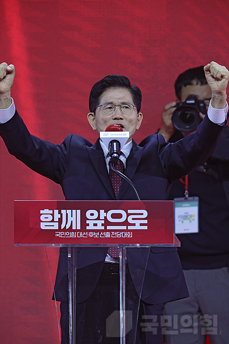 제목 노출 영역입니다 이미지