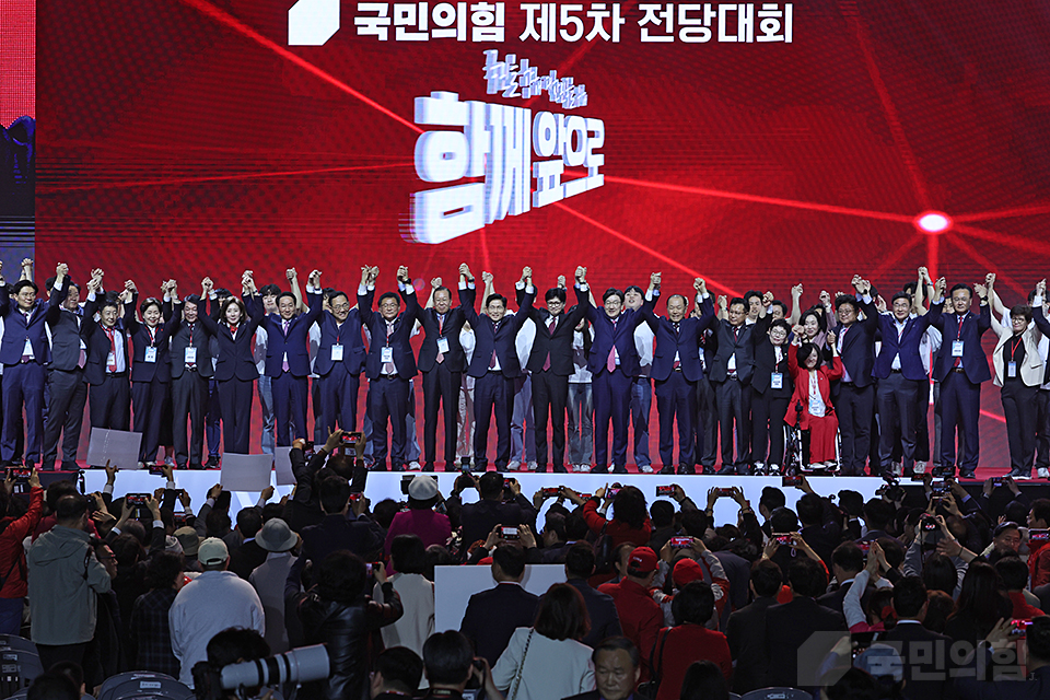제목 노출 영역입니다 이미지