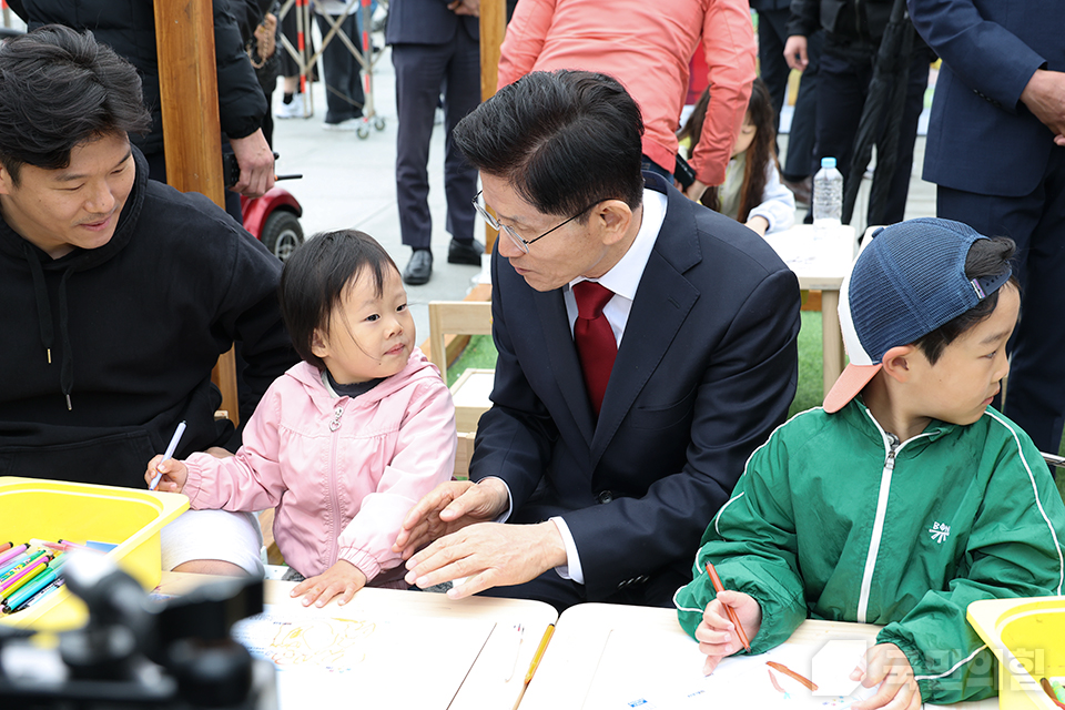 제목 노출 영역입니다 이미지