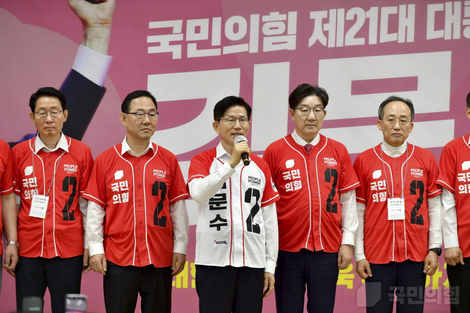 제목 노출 영역입니다 이미지