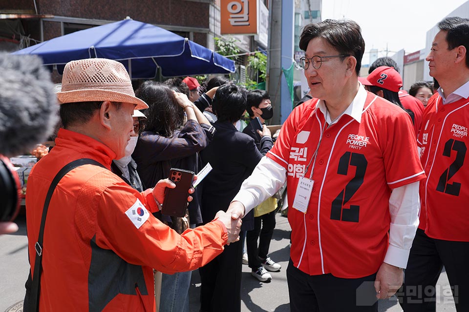 제목 노출 영역입니다 이미지