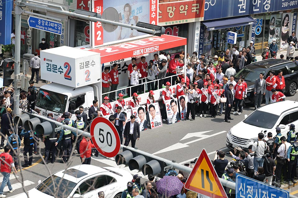 제목 노출 영역입니다 이미지