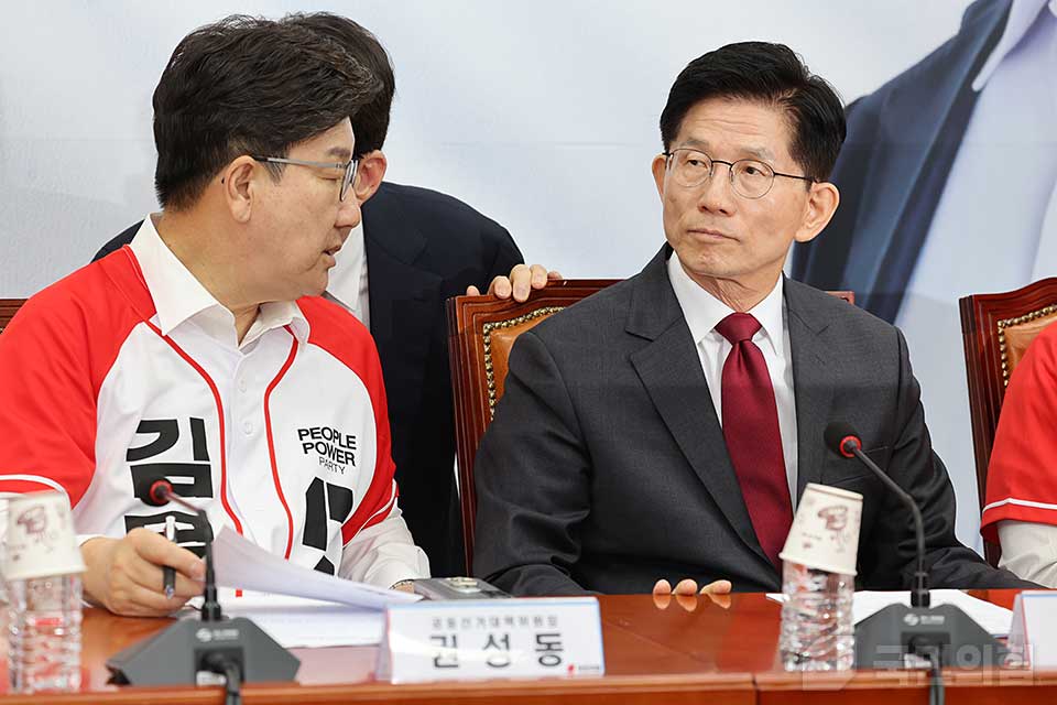 제목 노출 영역입니다 이미지