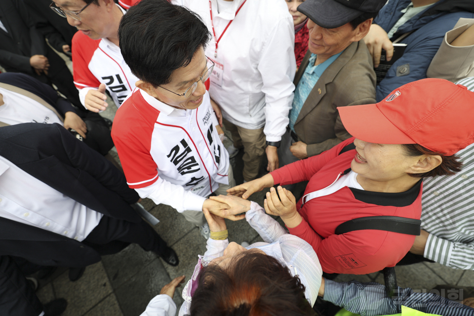 제목 노출 영역입니다 이미지