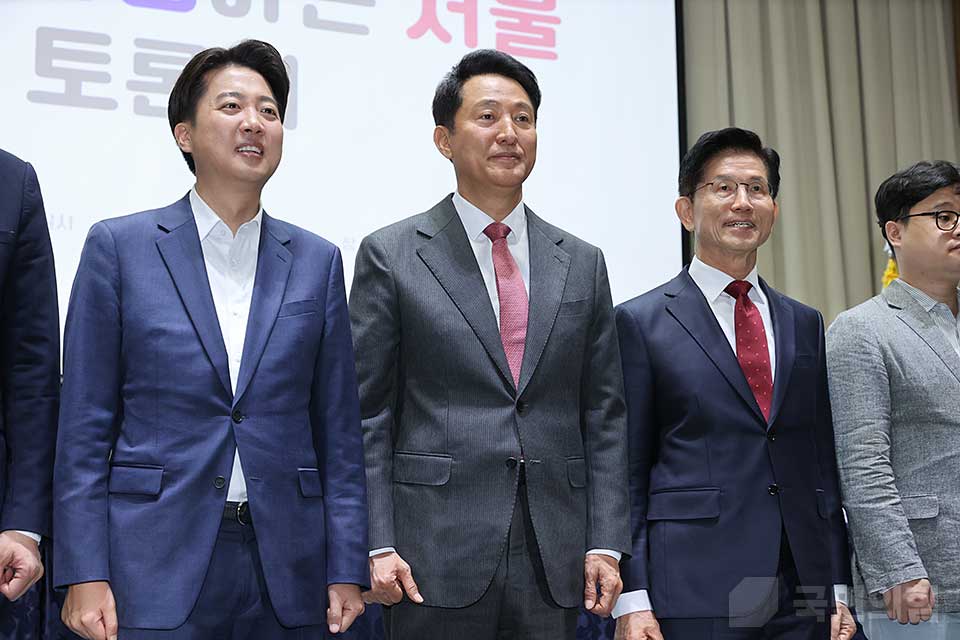 제목 노출 영역입니다 이미지
