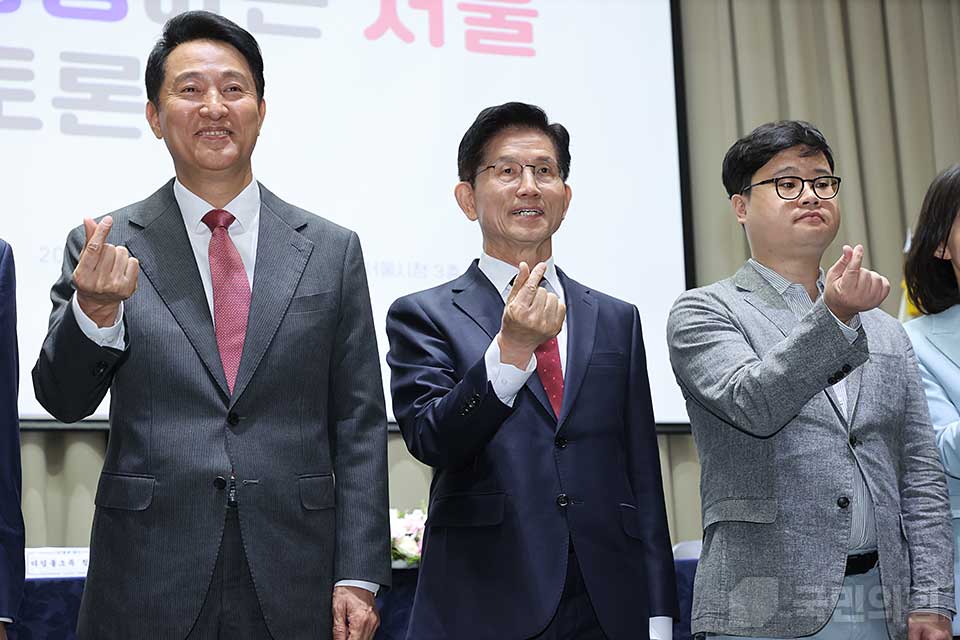 제목 노출 영역입니다 이미지