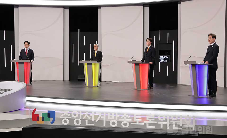제목 노출 영역입니다 이미지