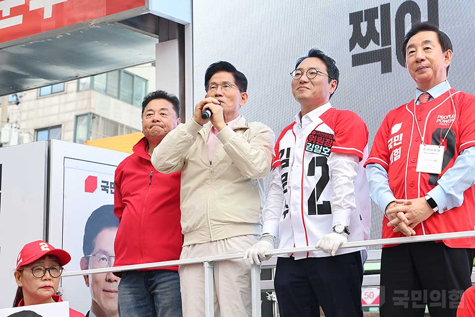 제목 노출 영역입니다 이미지