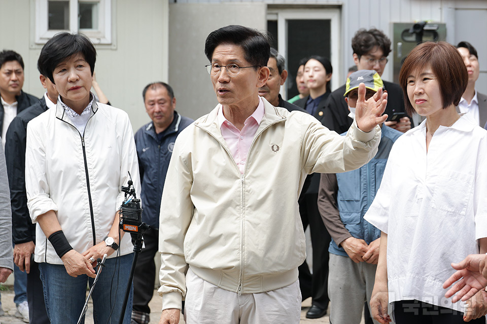 제목 노출 영역입니다 이미지