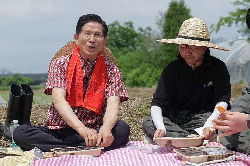 제목 노출 영역입니다 이미지