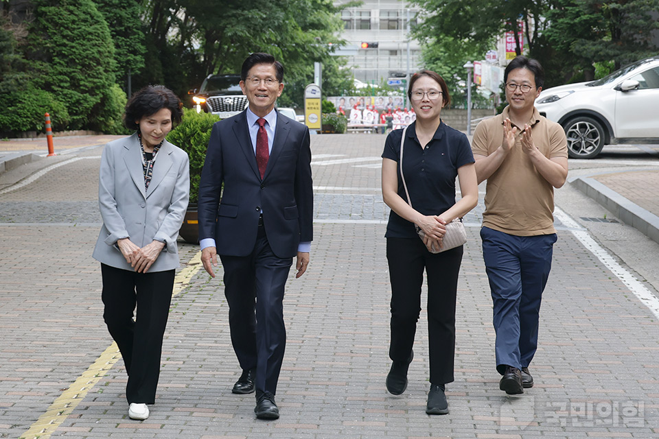 제목 노출 영역입니다 이미지