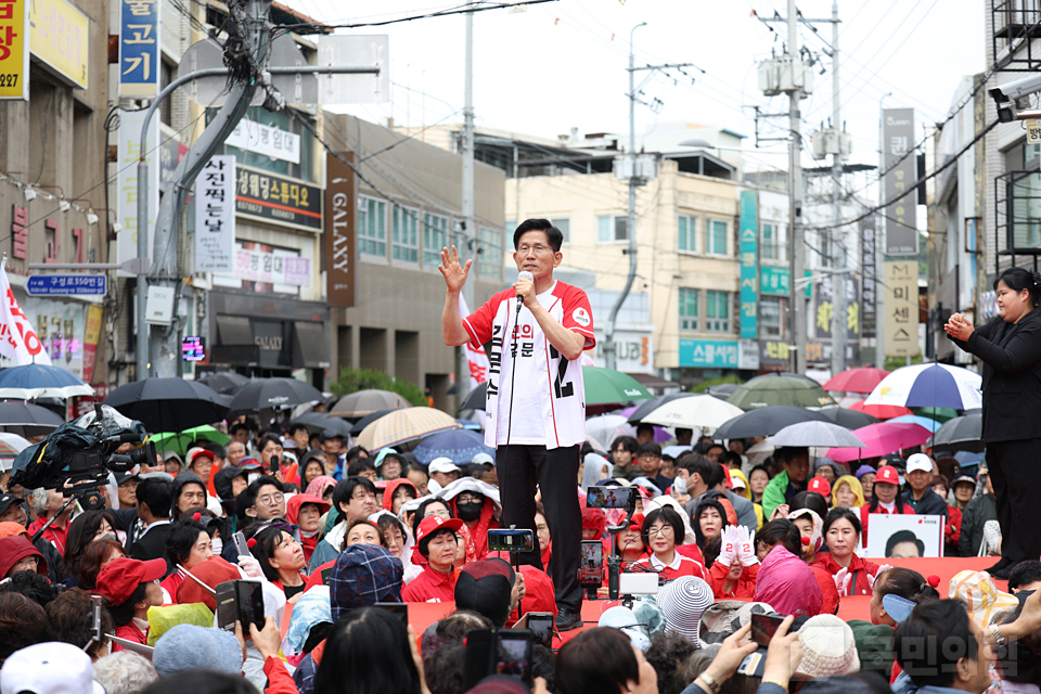 제목 노출 영역입니다 이미지