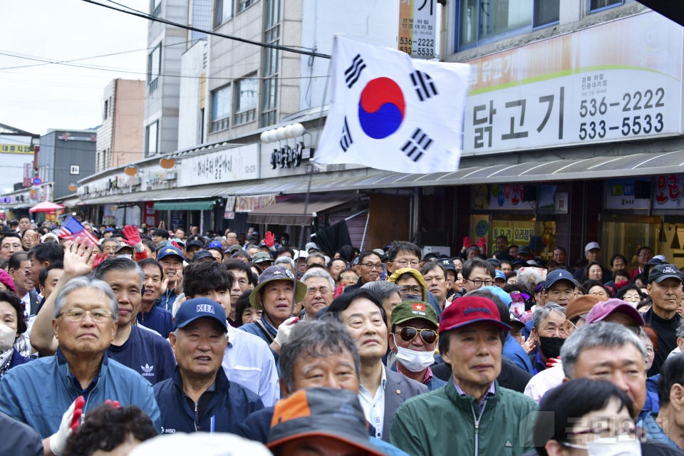 제목 노출 영역입니다 이미지