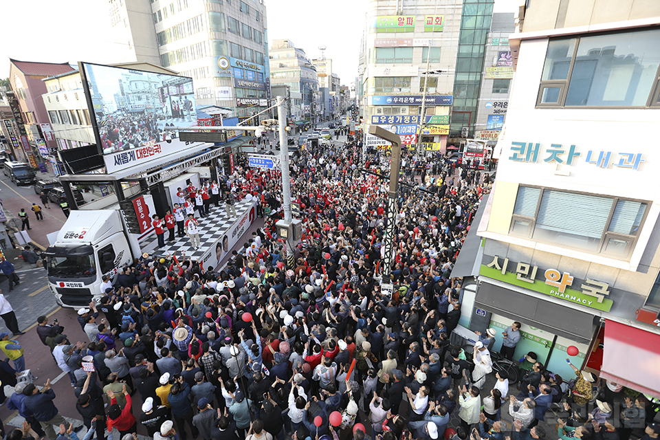 제목 노출 영역입니다 이미지